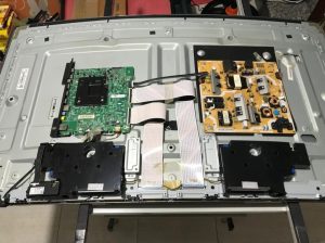 Loa-tivi-Mot-bo-phan-nho-–-Mot-vai-tro-lon