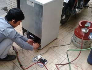 Truoc-khi-nap-gas-hay-kiem-tra-that-ky-tranh-de-xay-ra-su-co
